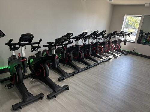 Commercial spin bikes french - spin,